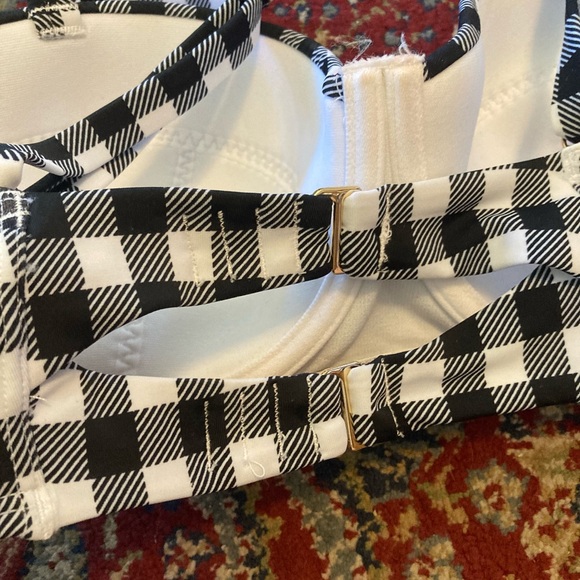 Adore Me Classic Checkered Bikini Top - Picture 7 of 8